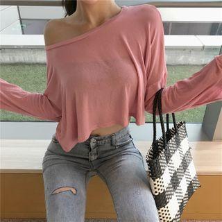 Plain Long-sleeve Cropped T-shirt / High-waist Straight-cut Jeans