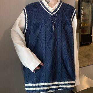 Plain Shirt / Cable Knit Sweater Vest