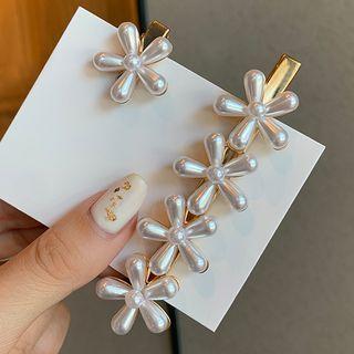 Set Of 2 / 3 / 4 : Flower / Faux Pearl Hair Clamp / Hair Clip