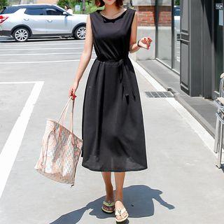 Sleeveless A-line Midi Dress With Sash