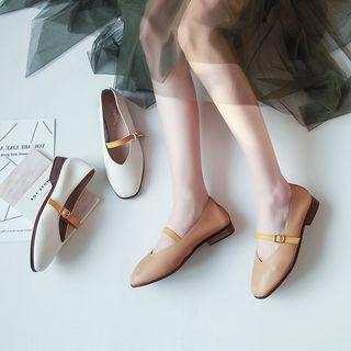 Contrast Trim Flats