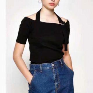 Asymmetric Short-sleeve Cropped Knit Top