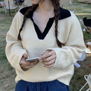 Contrast Trim Open-collar Sweater