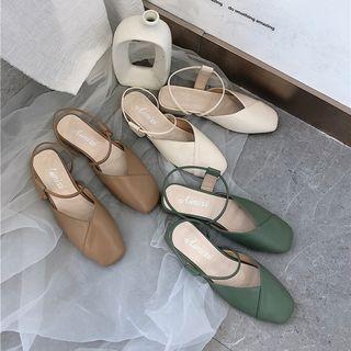 Round Toe Block Heel Sandals
