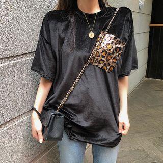 Velvet-pocket Long T-shirt