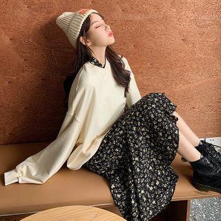 Set: Loose-fit Top + Long-sleeve Floral Dress
