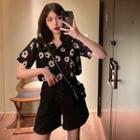 Short-sleeve Flower Print Shirt / Wide-leg Shorts