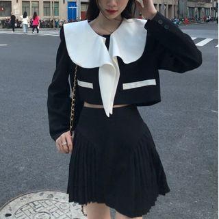 Set: Contrast Collar Cropped Blouse + Pleated Mini A-line Skirt