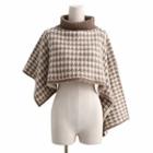 Turtleneck Patterned Shawl