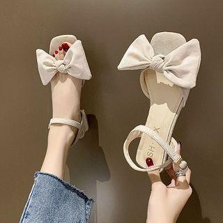 Bow Accent Low-heel Sandals