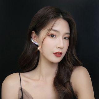 Rhinestone Wings Dangle Earring 1 Pair - Ear Clip - Silver - Angel Wings - One Size