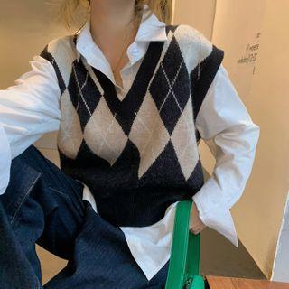 Argyle Knit Vest Tank Top / White Long-sleeve Shirt