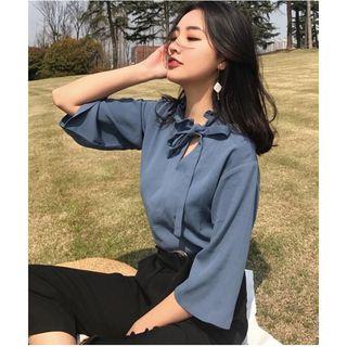 Ruffled 3/4 Sleeve Top