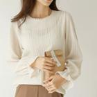 Laced Round-neck Crinkled Blouse