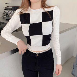 Plaid Long-sleeve Cropped Knit Top Black & White - One Size
