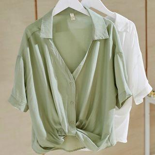 Short-sleeve V-neck Knotted Shirt