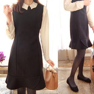 Pleated-collar Blouse With Brooch