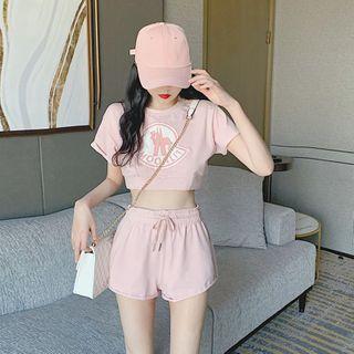 Letter Embroidered Short-sleeve Cropped T-shirt / Shorts / Pants