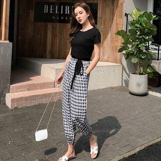 Set: Short-sleeve T-shirt + Plaid Harem Pants
