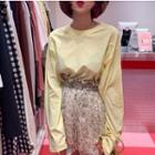Crew-neck Long-sleeve T-shirt / Floral Mini Skirt