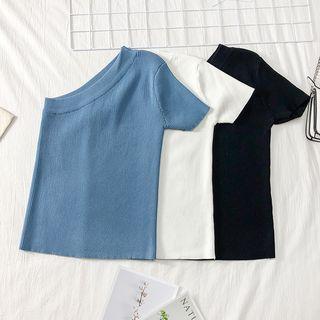 Lightweight One-shoulder Knit Top