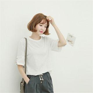 Elbow-sleeve Button-detail T-shirt