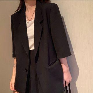 Set: 3/4-sleeve Blazer + Pleated Skirt