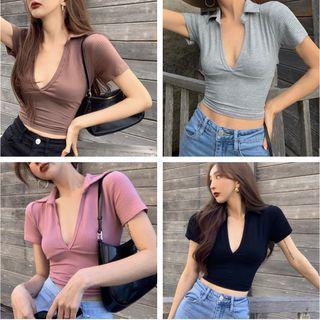 Short-sleeve V-neck Plain Slim-fit Cropped Top