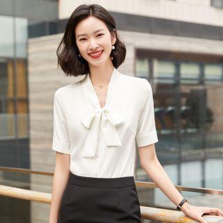 Short-sleeve Tie-neck Blouse / Mini Pencil Skirt / Set