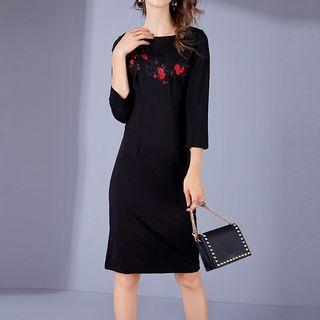 Embroidered 3/4-sleeve Sheath Dress