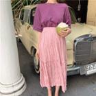 Elbow-sleeve T-shirt / Midi Crinkle Skirt