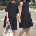 Short-sleeve A-line Dress / Halter A-line Dress