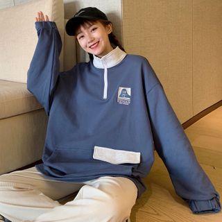 Seal Embroidered Sweatshirt