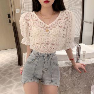Short-sleeve Eyelet Lace Top / Denim Hot Pants