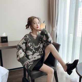 V-neck Flower Print Sweater