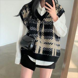 Plaid Sweater Vest / Plain Shirt / Mini Skort