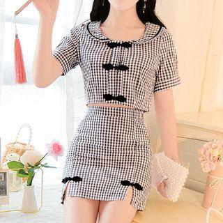 Set: Short-sleeve Plaid Blouse + Mini Fitted Skirt