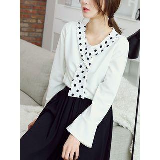 Dotted Tie-neck Wide-cuff Top