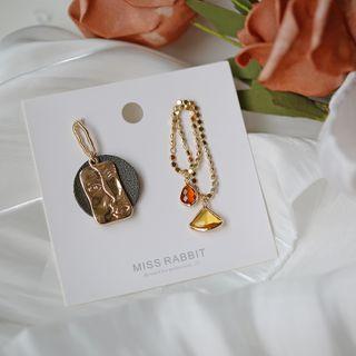 Non-matching Alloy Face Rhinestone Chain Dangle Earring 1 Pair - S925 Silver Earring - Black & Gold - One Size
