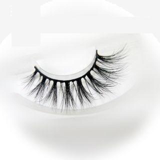 False Eyelashes (11-12 Mm) 68# - One Size