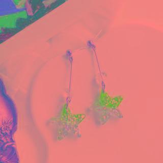 Gradient Star Dangle Earring