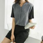 Seam-trim Collared Contrast-panel Top