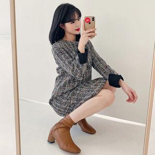 [lovb] Contrast-cuff Tweed Shift Dress