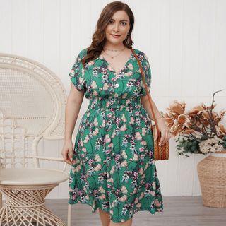 Plus Size Flower Print Short-sleeve Midi A-line Dress
