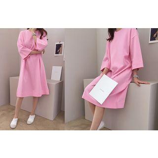 Round-neck 3/4-sleeve T-shirt Dress