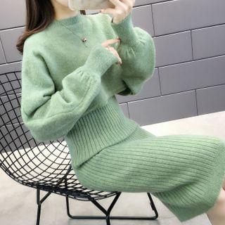 Set: Cropped Sweater + Knit Midi Skirt