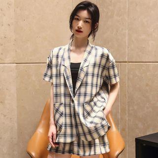 Set: Short-sleeve Plaid Blazer + Wide Leg Shorts
