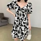 Short-sleeve Printed A-line Dress Floral - Black - One Size