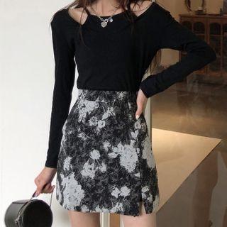 Mock Two-piece Long-sleeve Top / Printed Mini A-line Skirt