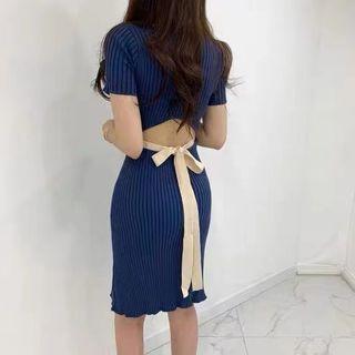 Short-sleeve Bow Back Ribbed Knit Sheath Dress